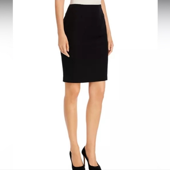 Boston Proper Black Pencil Skirt Knee-Length Stretchy Size XS - Picture 1 of 6